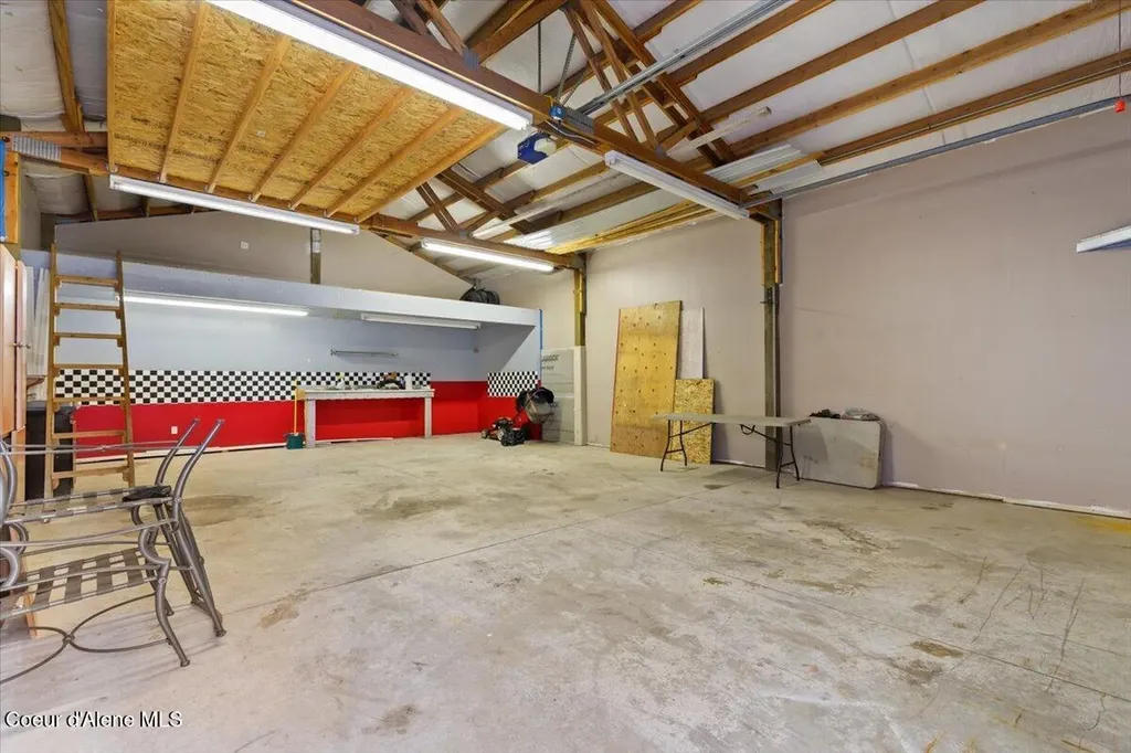 8270 N Ainsworth Drive Hayden ID 83835