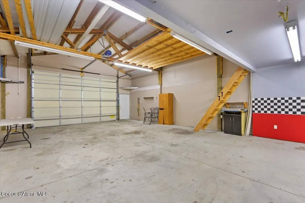 8270 N Ainsworth Drive Hayden ID 83835