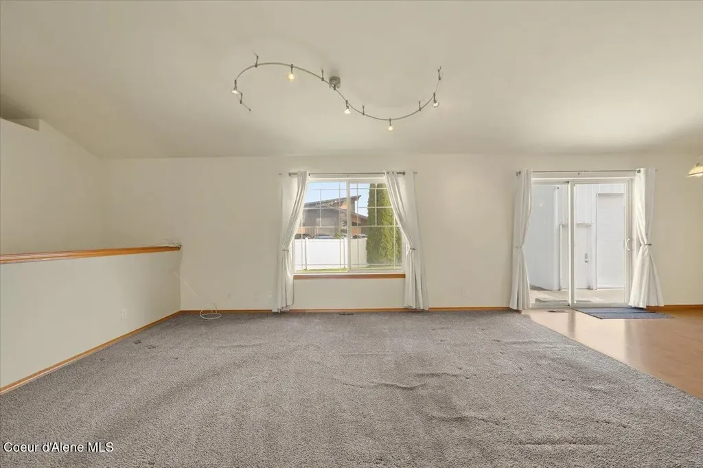8270 N Ainsworth Drive Hayden ID 83835