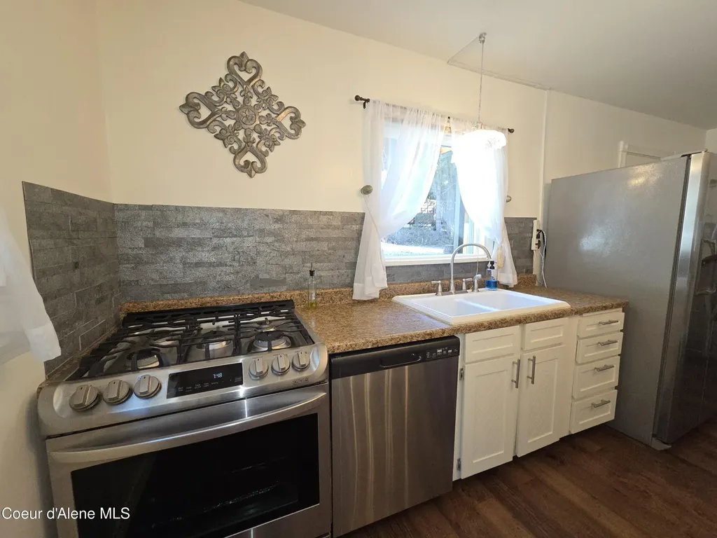 446 2nd Street Mullan ID 83846