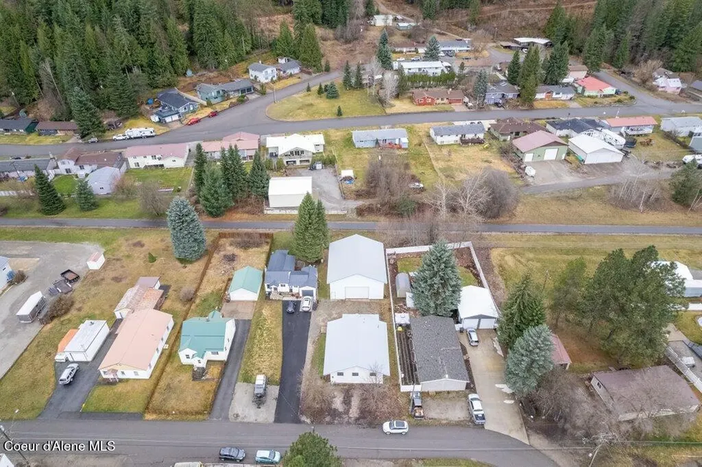 807 E Garden Avenue Osburn ID 83849