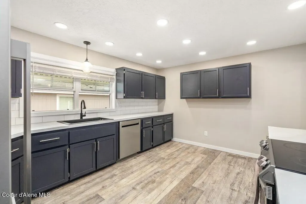 807 E Garden Avenue Osburn ID 83849