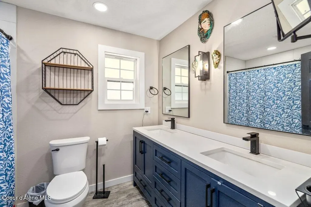 807 E Garden Avenue Osburn ID 83849