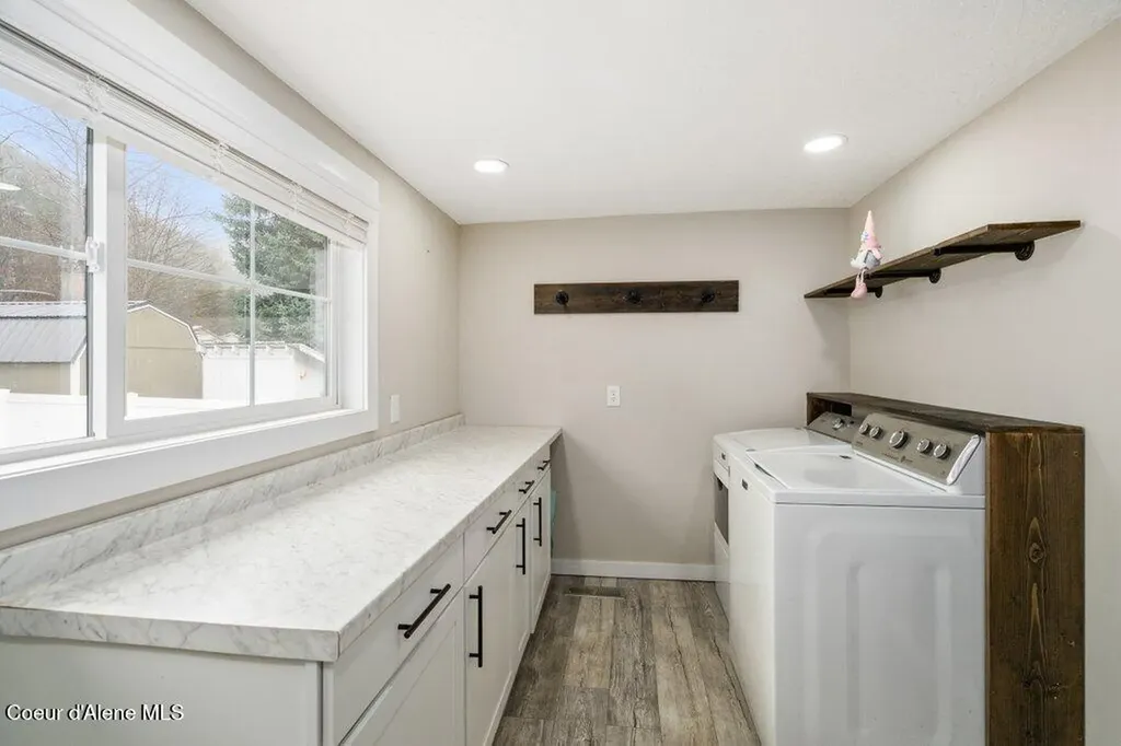 807 E Garden Avenue Osburn ID 83849