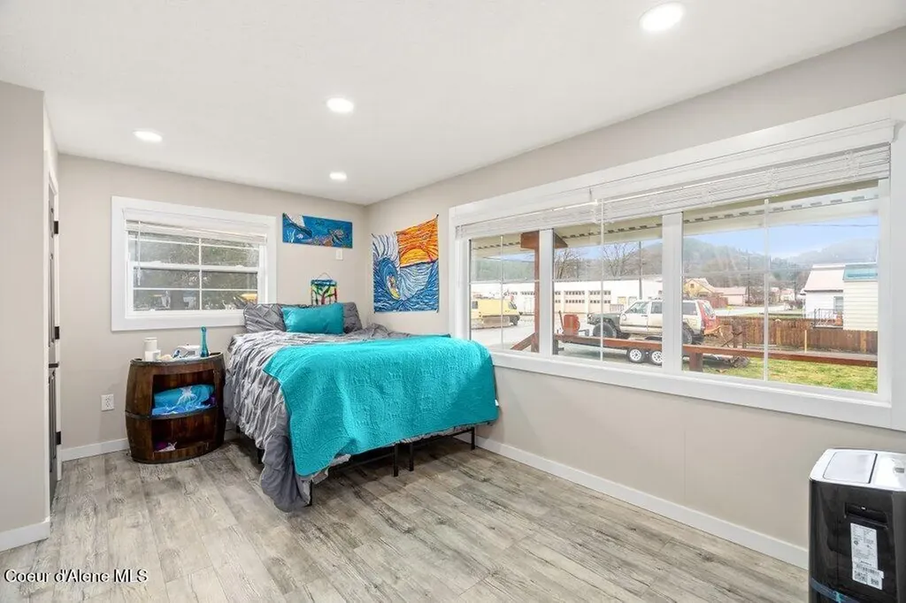807 E Garden Avenue Osburn ID 83849