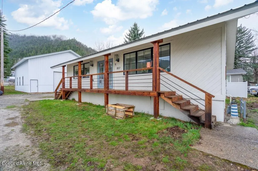 807 E Garden Avenue Osburn ID 83849