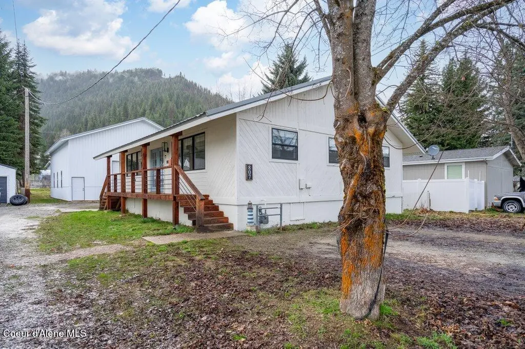 807 E Garden Avenue Osburn ID 83849
