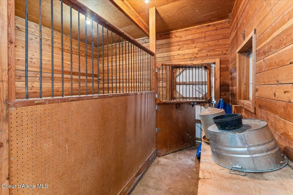 2872 Hoodoo Mountain Road Priest River ID 83856