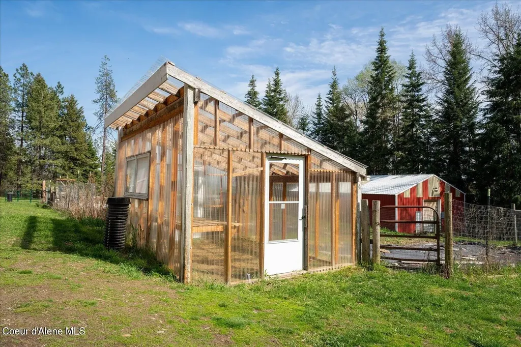 2872 Hoodoo Mountain Road Priest River ID 83856