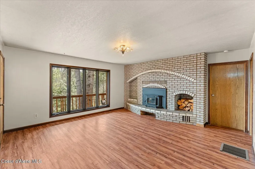 2872 Hoodoo Mountain Road Priest River ID 83856