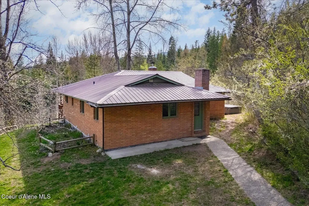 2872 Hoodoo Mountain Road Priest River ID 83856