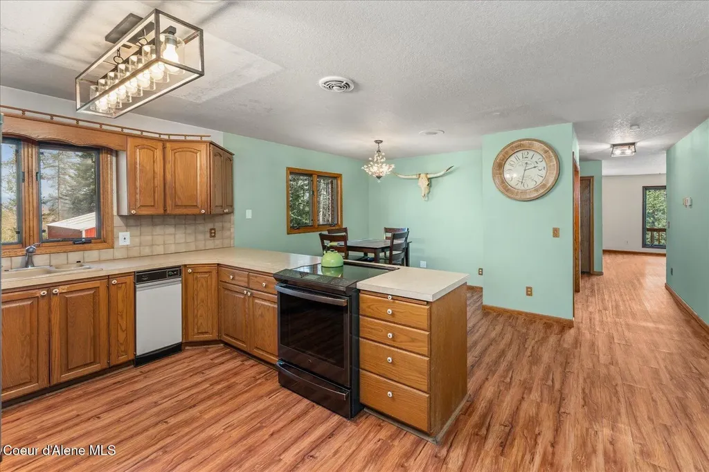 2872 Hoodoo Mountain Road Priest River ID 83856