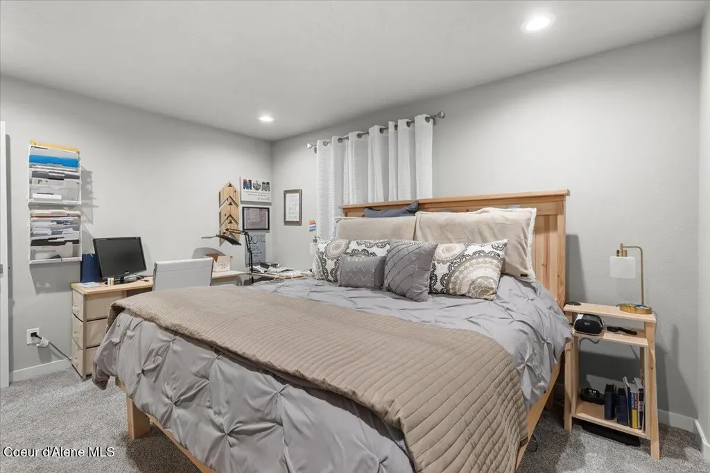 172 Wyatt Lane Spirit Lake ID 83869