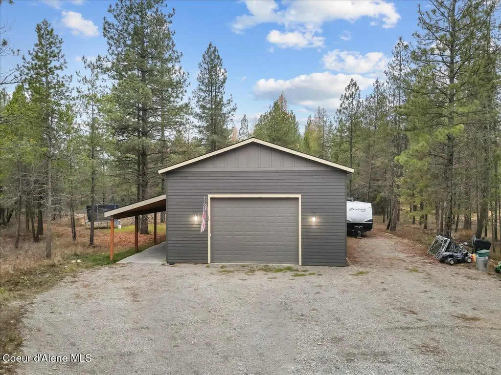172 Wyatt Lane Spirit Lake ID 83869