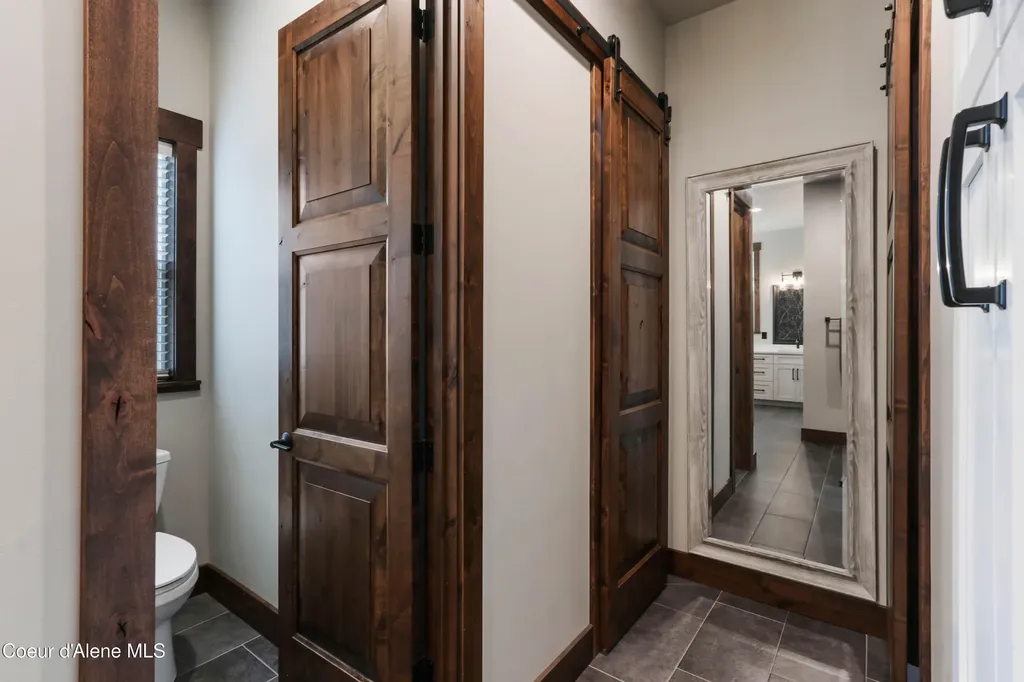 399 Forest Knolls Drive Sandpoint ID 83864