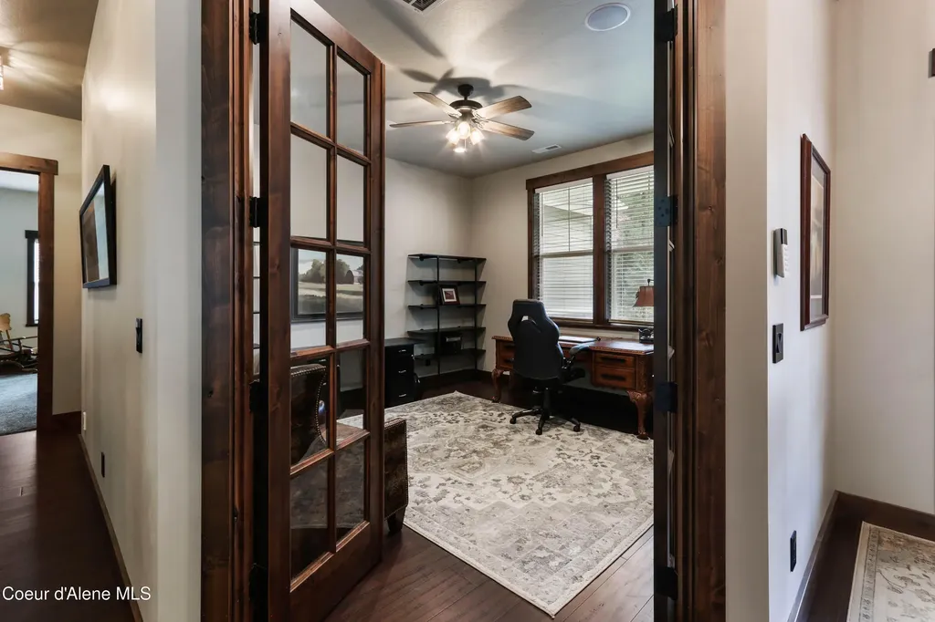399 Forest Knolls Drive Sandpoint ID 83864