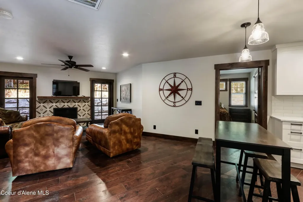 399 Forest Knolls Drive Sandpoint ID 83864