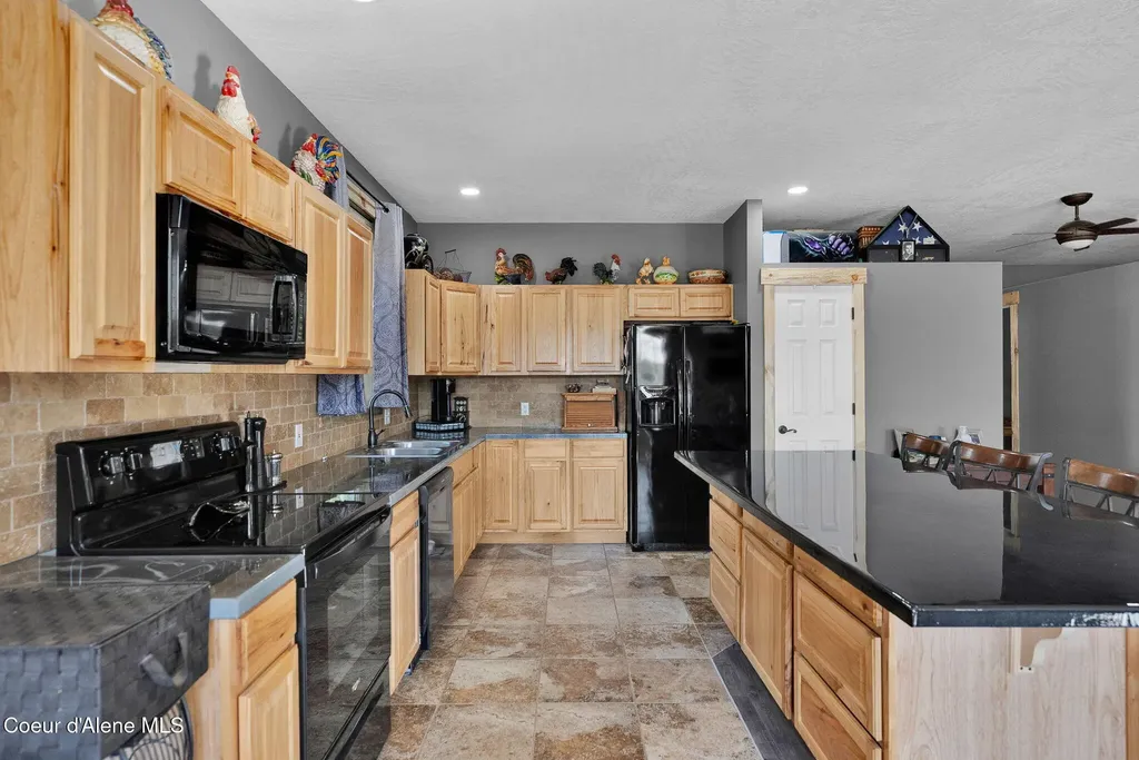 217&283 Wolverine Drive Cocolalla ID 83813