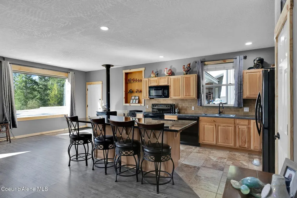 217&283 Wolverine Drive Cocolalla ID 83813