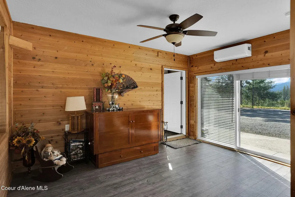 217&283 Wolverine Drive Cocolalla ID 83813
