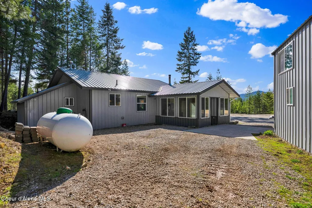 217&283 Wolverine Drive Cocolalla ID 83813