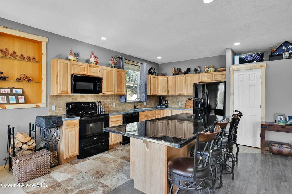 217&283 Wolverine Drive Cocolalla ID 83813