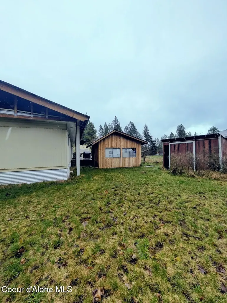 968 Roosevelt Road Bonners Ferry ID 83805