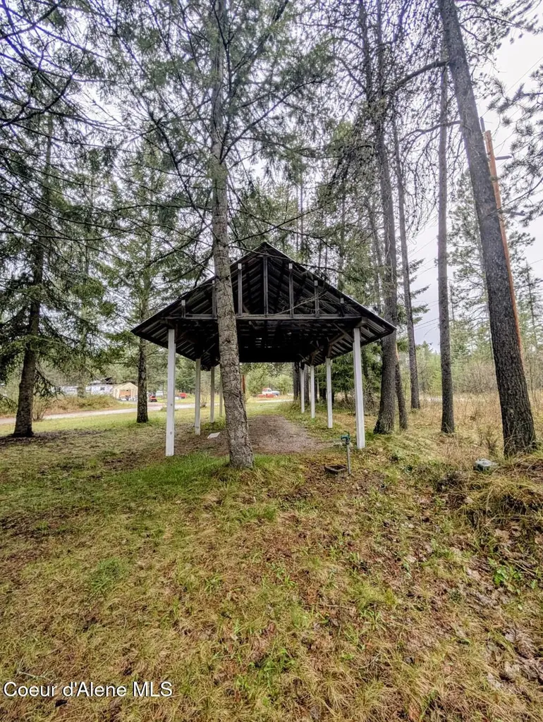 968 Roosevelt Road Bonners Ferry ID 83805