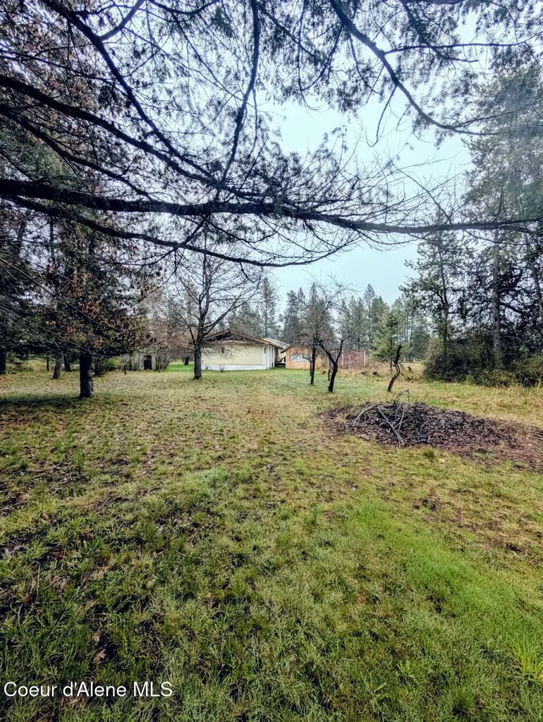 968 Roosevelt Road Bonners Ferry ID 83805