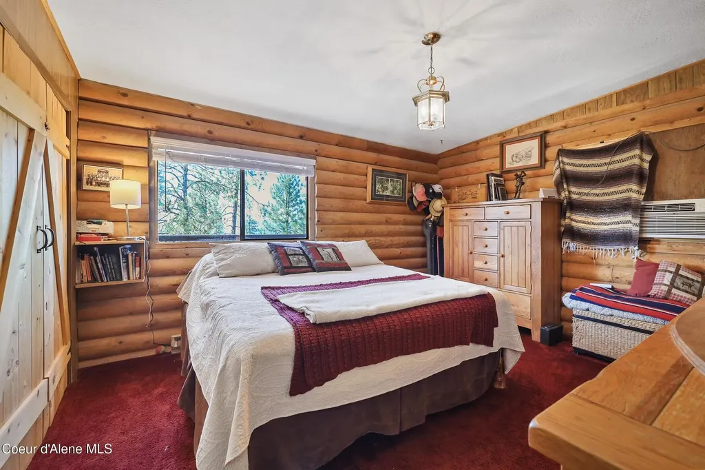15987 W Chantilly Lane Post Falls ID 83854