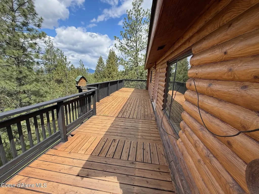 15987 W Chantilly Lane Post Falls ID 83854