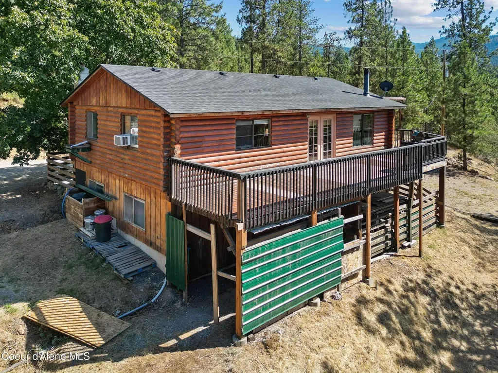 15987 W Chantilly Lane Post Falls ID 83854