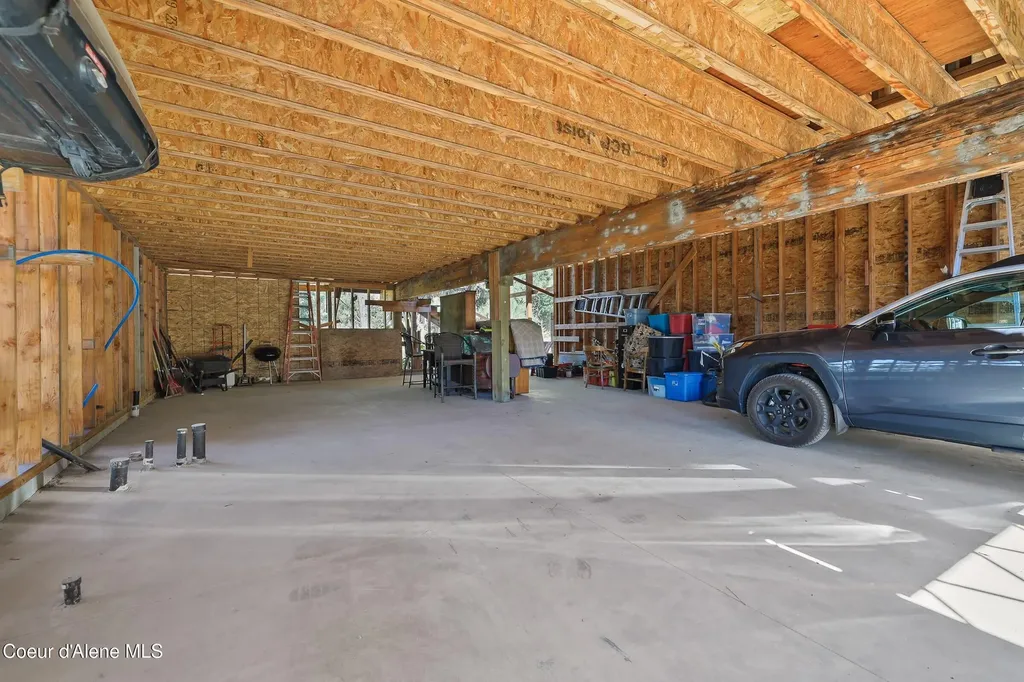 15987 W Chantilly Lane Post Falls ID 83854