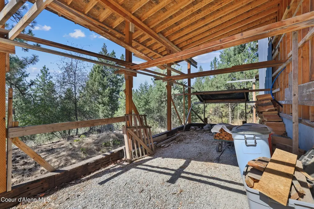 15987 W Chantilly Lane Post Falls ID 83854