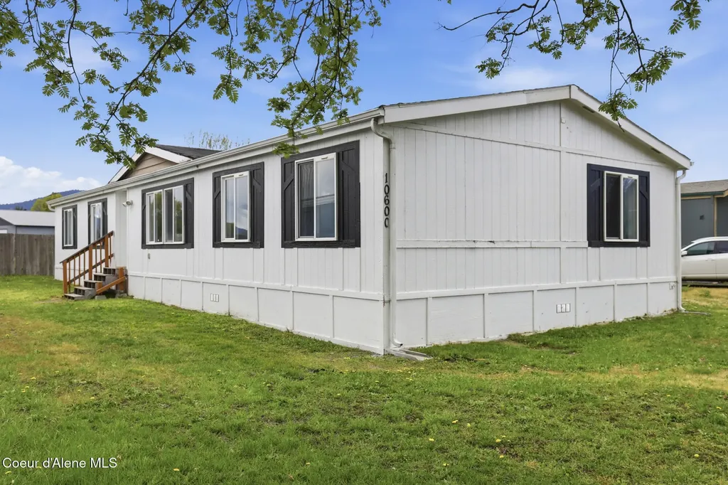 10600 N Benoit Street Hayden ID 83835
