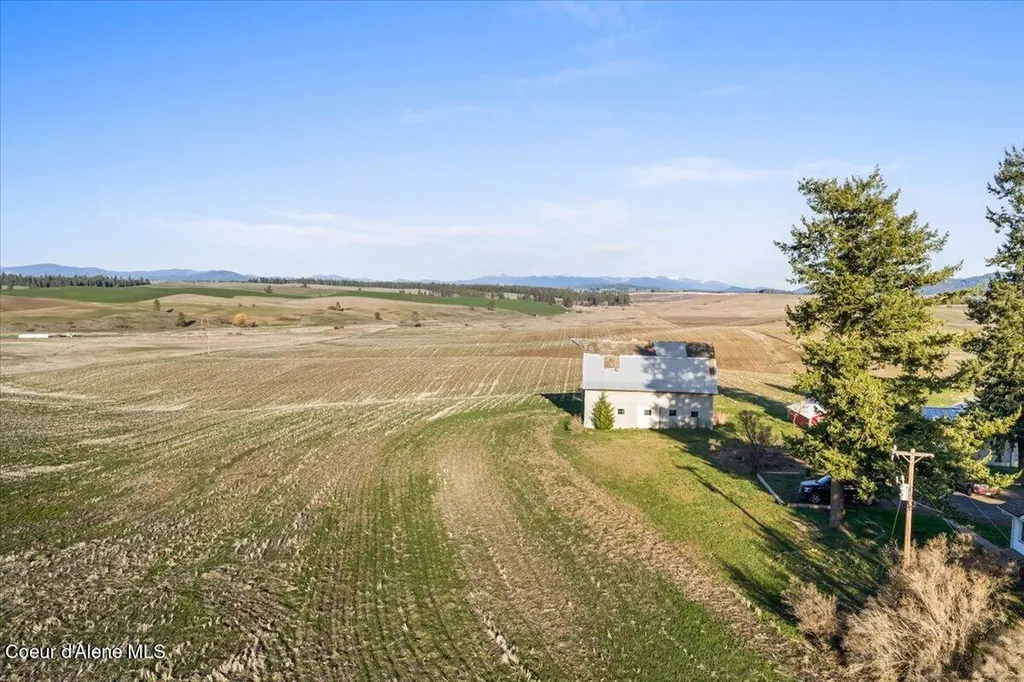 19454 S Idaho Road Worley ID 83876