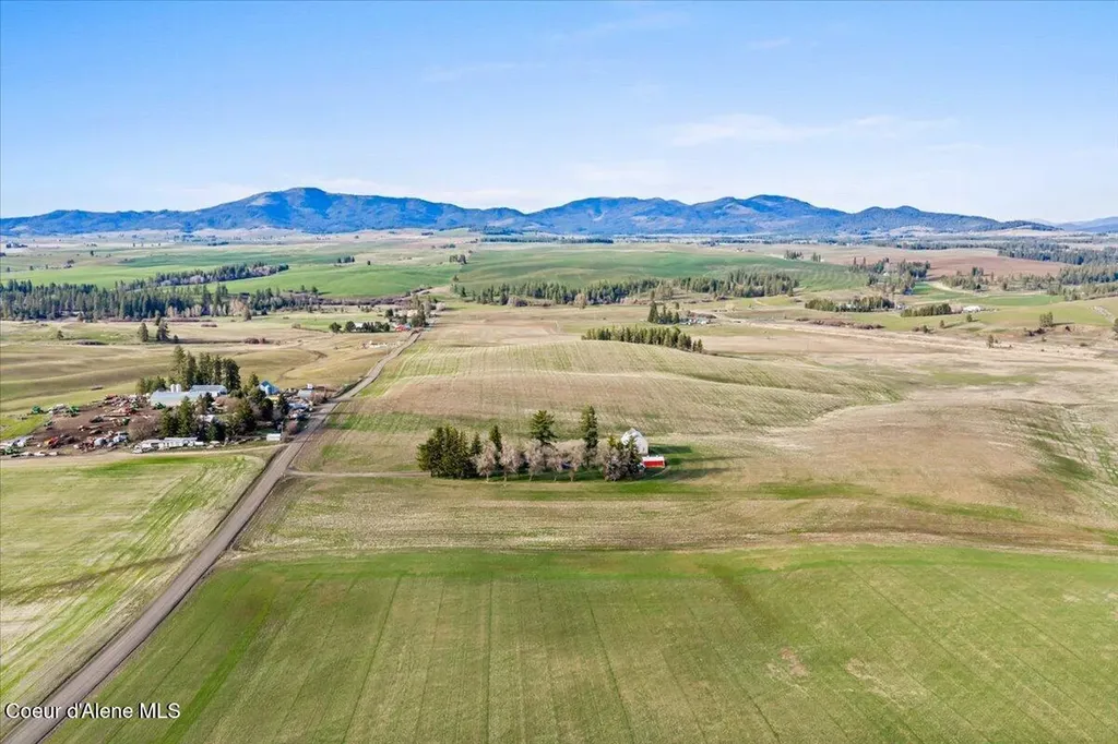 19454 S Idaho Road Worley ID 83876