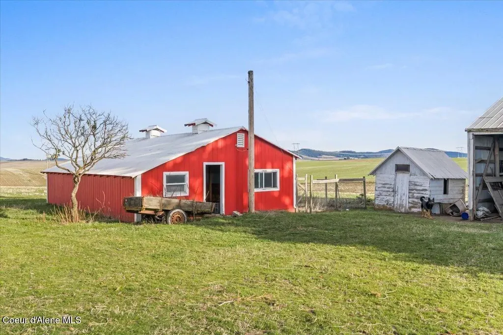 19454 S Idaho Road Worley ID 83876