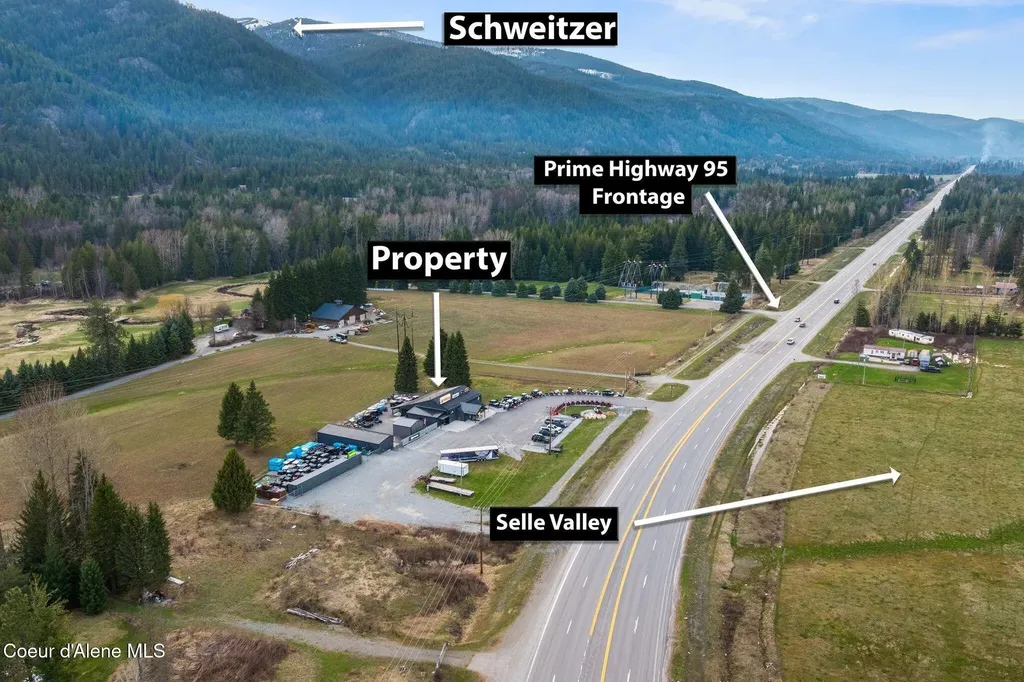 478544 Us-95 Sandpoint ID 83864