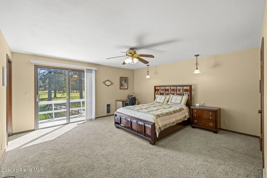 301 Woodland Drive Pinehurst ID 83850