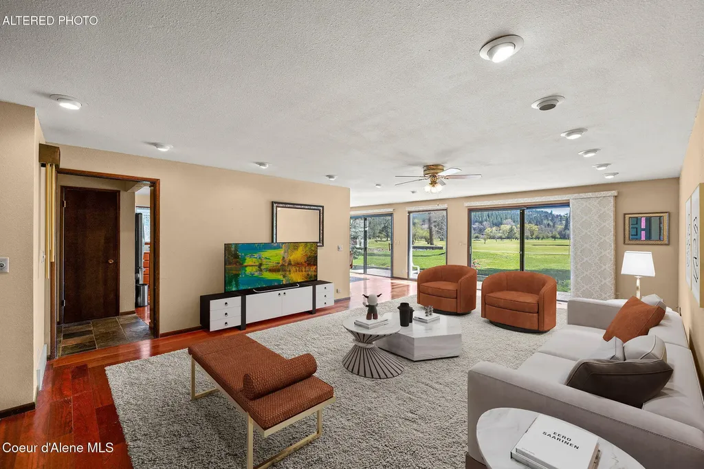 301 Woodland Drive Pinehurst ID 83850