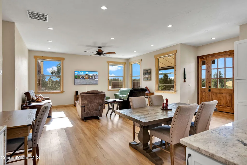 12194 E Rosewood Road St. Maries ID 83861