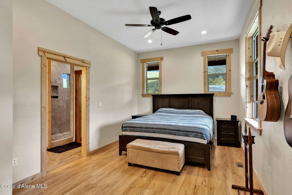 12194 E Rosewood Road St. Maries ID 83861