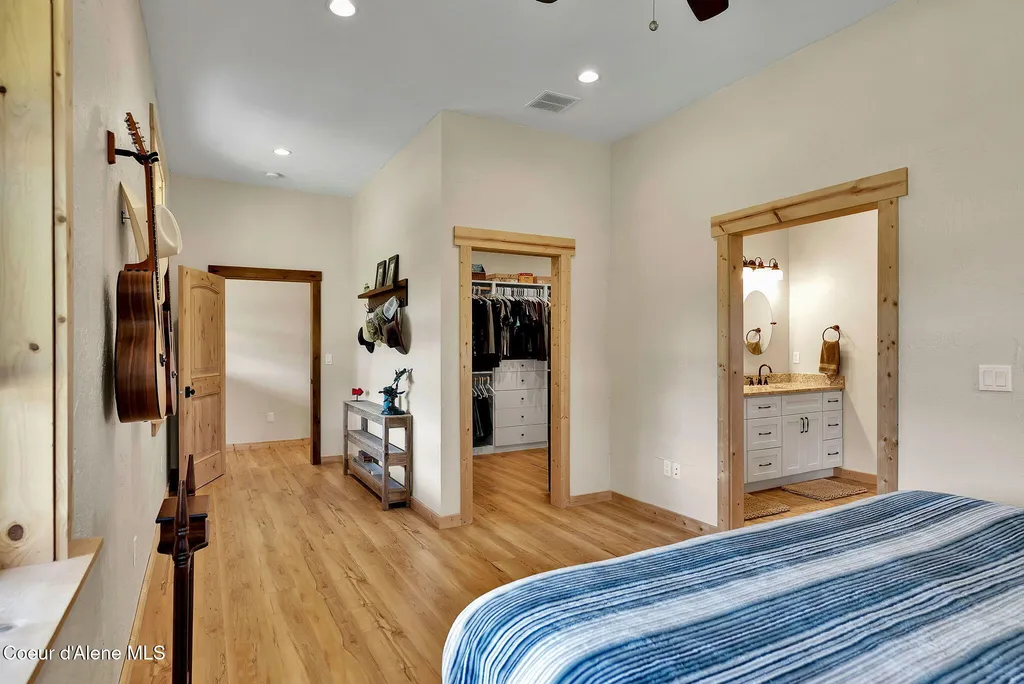 12194 E Rosewood Road St. Maries ID 83861