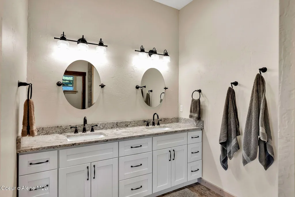 12194 E Rosewood Road St. Maries ID 83861