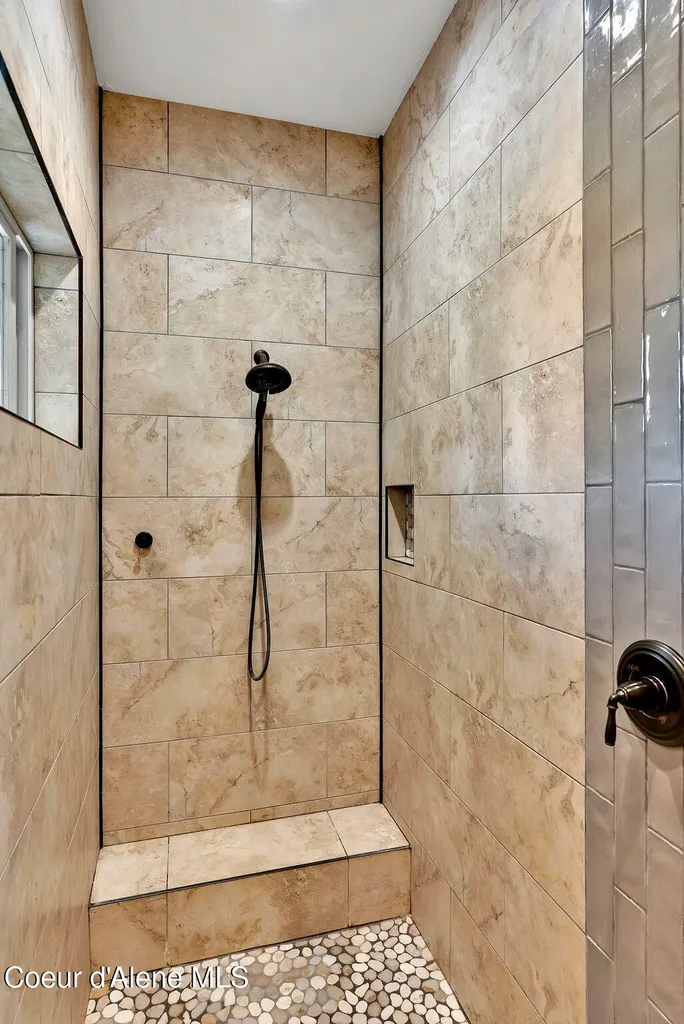 12194 E Rosewood Road St. Maries ID 83861
