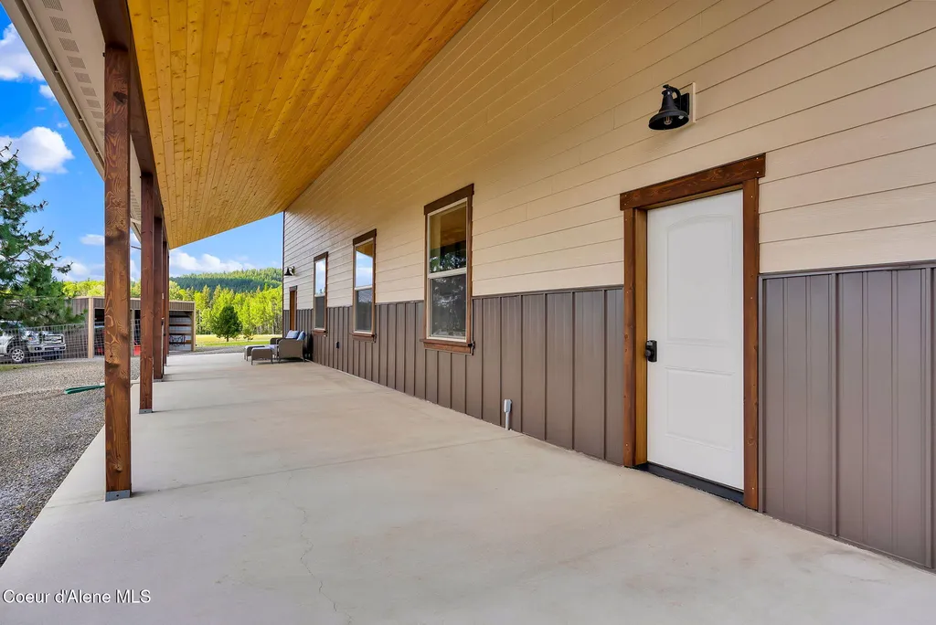 12194 E Rosewood Road St. Maries ID 83861