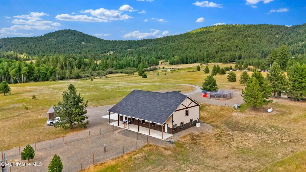 12194 E Rosewood Road St. Maries ID 83861