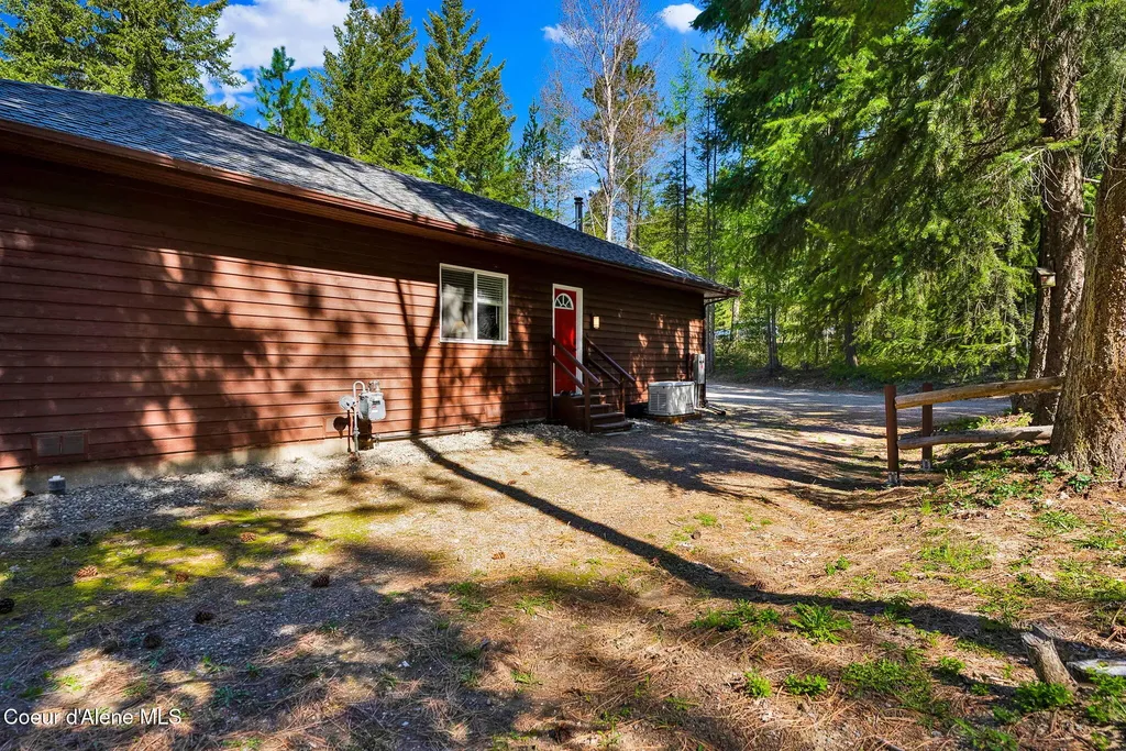 160 Syringa Drive Bonners Ferry ID 83805