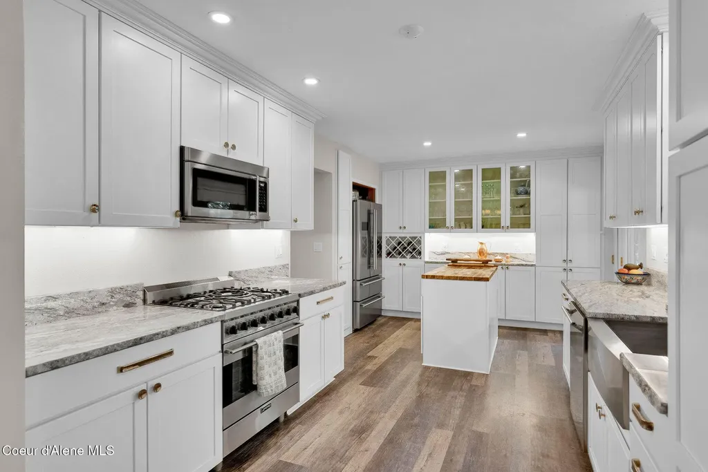 160 Syringa Drive Bonners Ferry ID 83805